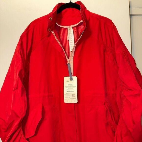 Fabletics Women’s Gianna II Water Resistant Jacket Red Small NWT - Picture 3 of 12